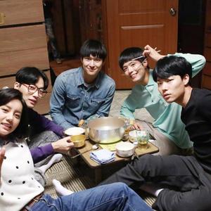 少妇人妻AV毛片在线看
